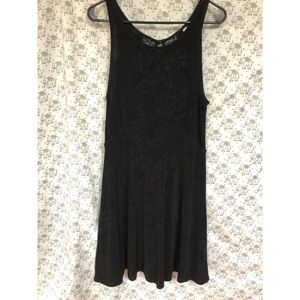 NWOT Free People Black Floral Back-slit Lg.